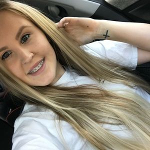 Meet your Posher, Deidra